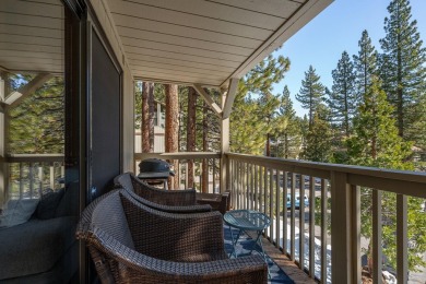 Welcome to this beautifully updated end-unit in Kingswood on Old Brockway Golf Club in California - for sale on GolfHomes.com, golf home, golf lot