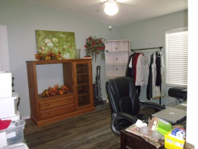 Discover this stunning 3-bedroom Palm Harbor home, offering a on Schalamar Creek Golf and Country Club in Florida - for sale on GolfHomes.com, golf home, golf lot