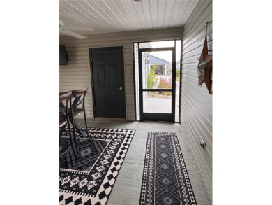 This immaculate 2 bedroom, 2 bath Moonstone Patio Villa offers 1 on Pennbrooke Fairways in Florida - for sale on GolfHomes.com, golf home, golf lot