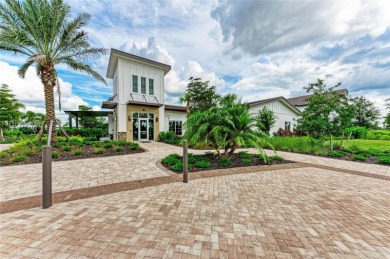 Stunning Luxury Home in Star Farms at Lakewood Ranch. Welcome to on Esplanade Golf and Country at Lakewood Ranch in Florida - for sale on GolfHomes.com, golf home, golf lot