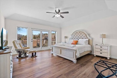 LAKEFRONT with a VIEW. Vaulted ceiling. Skylight in kitchen on Isabella Golf Course  in Arkansas - for sale on GolfHomes.com, golf home, golf lot