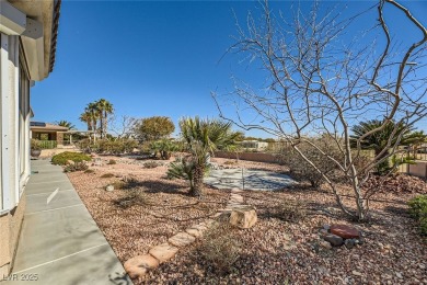 Beautifully maintained, move-in ready home located on the 3rd on Siena Golf Club in Nevada - for sale on GolfHomes.com, golf home, golf lot