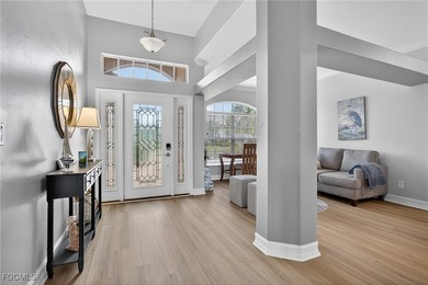 TURNKEY! GOLF MEMBERSHIP! STUNNING 3-BEDROOM, 2-BATH, 2-CAR on Heritage Landing Golf  in Florida - for sale on GolfHomes.com, golf home, golf lot