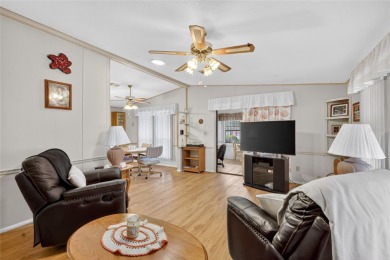 Come take a look at this well maintained home in The Villages at on Silver Lake Executive Golf Course in Florida - for sale on GolfHomes.com, golf home, golf lot