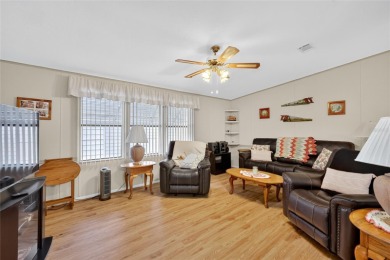 Come take a look at this well maintained home in The Villages at on Silver Lake Executive Golf Course in Florida - for sale on GolfHomes.com, golf home, golf lot