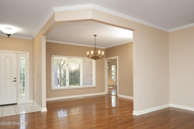 Don't miss this one level all brick home with a split floor plan on Pinehurst Golf Course No. 8 in North Carolina - for sale on GolfHomes.com, golf home, golf lot