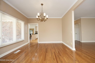 Don't miss this one level all brick home with a split floor plan on Pinehurst Golf Course No. 8 in North Carolina - for sale on GolfHomes.com, golf home, golf lot