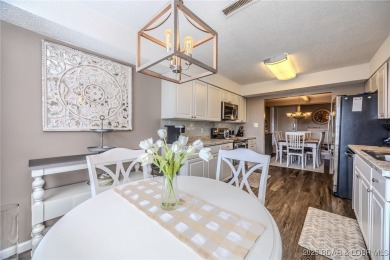 Unbelievably Gorgeous Condo! Step inside this warm, welcoming, & on Seasons Ridge At Four Seasons in Missouri - for sale on GolfHomes.com, golf home, golf lot