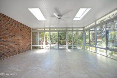 Don't miss this one level all brick home with a split floor plan on Pinehurst Golf Course No. 8 in North Carolina - for sale on GolfHomes.com, golf home, golf lot