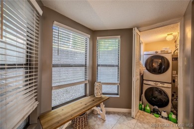Unbelievably Gorgeous Condo! Step inside this warm, welcoming, & on Seasons Ridge At Four Seasons in Missouri - for sale on GolfHomes.com, golf home, golf lot