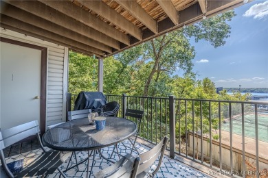 Unbelievably Gorgeous Condo! Step inside this warm, welcoming, & on Seasons Ridge At Four Seasons in Missouri - for sale on GolfHomes.com, golf home, golf lot