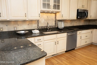 Don't miss this one level all brick home with a split floor plan on Pinehurst Golf Course No. 8 in North Carolina - for sale on GolfHomes.com, golf home, golf lot