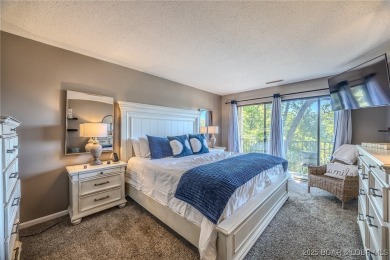 Unbelievably Gorgeous Condo! Step inside this warm, welcoming, & on Seasons Ridge At Four Seasons in Missouri - for sale on GolfHomes.com, golf home, golf lot