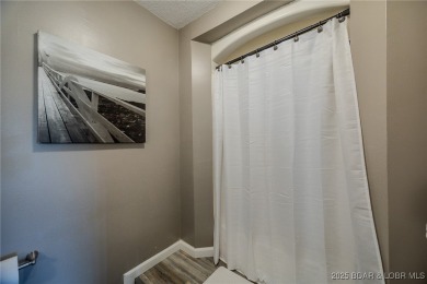 Unbelievably Gorgeous Condo! Step inside this warm, welcoming, & on Seasons Ridge At Four Seasons in Missouri - for sale on GolfHomes.com, golf home, golf lot