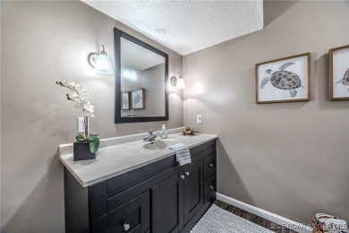 Unbelievably Gorgeous Condo! Step inside this warm, welcoming, & on Seasons Ridge At Four Seasons in Missouri - for sale on GolfHomes.com, golf home, golf lot