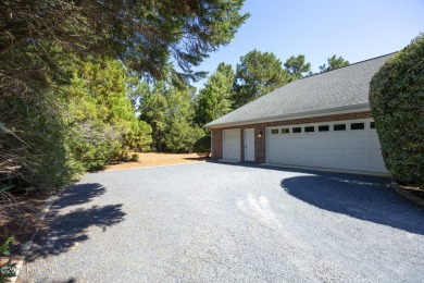 Don't miss this one level all brick home with a split floor plan on Pinehurst Golf Course No. 8 in North Carolina - for sale on GolfHomes.com, golf home, golf lot
