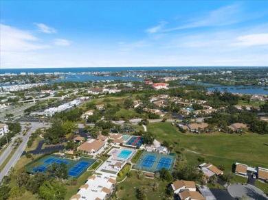Welcome to Paradise at 660 Bird Bay Dr West
 
It's a great day on Bird Bay Executive Golf Club in Florida - for sale on GolfHomes.com, golf home, golf lot