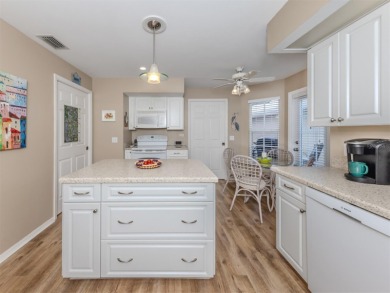 Golfers, tennis and pickleball players, swimmers, and/or all on Plantation Golf and Country Club in Florida - for sale on GolfHomes.com, golf home, golf lot