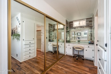 This charming and well-maintained, recently updated 2-bedroom on Fountain of the Sun Country Club in Arizona - for sale on GolfHomes.com, golf home, golf lot