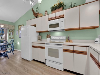 Your dream of living in Paradise starts here! 2/2 *condo-villa* on  in Florida - for sale on GolfHomes.com, golf home, golf lot