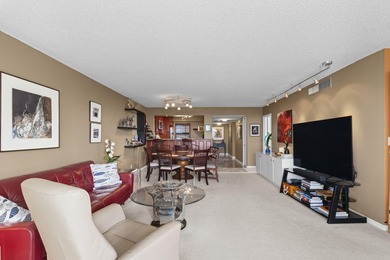 Bright and spacious 3-bedroom, 2-bath corner unit offering on Palm-Aire Country Club and Resort - The Oaks in Florida - for sale on GolfHomes.com, golf home, golf lot