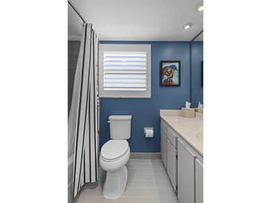 Bright and spacious 3-bedroom, 2-bath corner unit offering on Palm-Aire Country Club and Resort - The Oaks in Florida - for sale on GolfHomes.com, golf home, golf lot