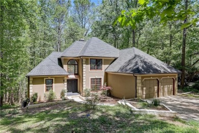ATTN GOLF LOVERS, STOP SEARCHING! This is the EXECUTIVE HOME on on Canongate At Eagle Watch Golf Club in Georgia - for sale on GolfHomes.com, golf home, golf lot