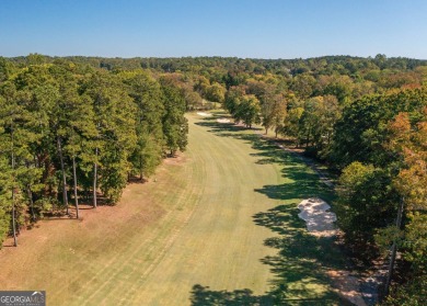 Perfect Location! This beautiful home is situated on the 17th on Canongate On White Oak Golf Course in Georgia - for sale on GolfHomes.com, golf home, golf lot