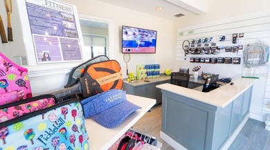 This may be the one you've been waiting for! TASTEFULLY on Lakewood National Golf Club in Florida - for sale on GolfHomes.com, golf home, golf lot