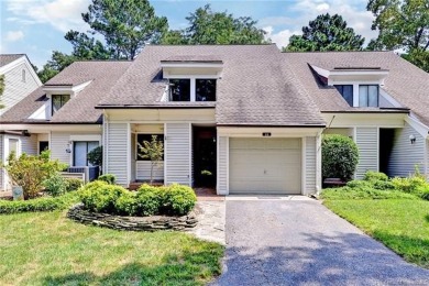 Enjoy this 3 BR 2.5 bath townhome located in Kingsmill on the on Kingsmill Resort and Golf Club in Virginia - for sale on GolfHomes.com, golf home, golf lot