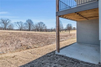 Want to enjoy the easy life?!! Never Mow or Shovel! Bright open on Excelsior Springs Golf Course in Missouri - for sale on GolfHomes.com, golf home, golf lot