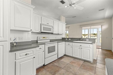 Wonderful 3 Bed / 2 Bath home on the Golf Course with side entry on Ocala Palms Golf and Country Club in Florida - for sale on GolfHomes.com, golf home, golf lot