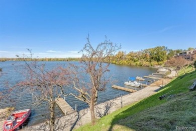 FORD LAKE CONDO IN THE TOWNSHIP OF YPSILANTI! This uniquely on Eagle Crest Golf Club in Michigan - for sale on GolfHomes.com, golf home, golf lot