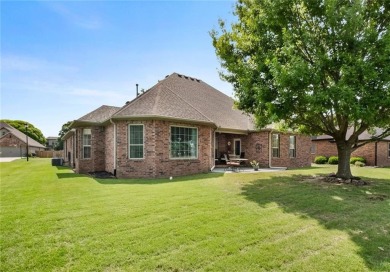 Welcome to your Home on the Golf Course!  One-level, All Brick on Stonebridge Meadows Golf Club in Arkansas - for sale on GolfHomes.com, golf home, golf lot