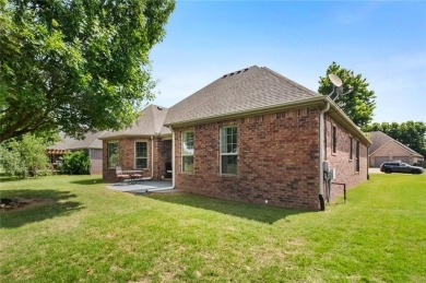 Welcome to your Home on the Golf Course!  One-level, All Brick on Stonebridge Meadows Golf Club in Arkansas - for sale on GolfHomes.com, golf home, golf lot
