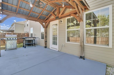 Welcome home to this beautifully maintained 3-bedroom, 2.5-bath on Cypress Point Par 3 in South Carolina - for sale on GolfHomes.com, golf home, golf lot