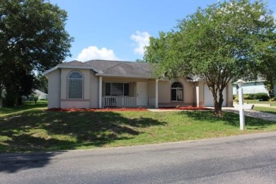 Charming 2/2 in Gated Ocala Palms 55+ Community - Priced Under on Ocala Palms Golf and Country Club in Florida - for sale on GolfHomes.com, golf home, golf lot