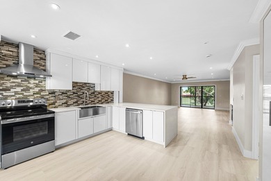 LAST UNIT REMAINING WITH NEW BUYER INCENTIVE! Photos virtually on Hunters Run Golf and Country Club in Florida - for sale on GolfHomes.com, golf home, golf lot