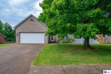 Nestled in a picturesque golf course community this stunning 3 on Pine Valley Golf Resort in Kentucky - for sale on GolfHomes.com, golf home, golf lot