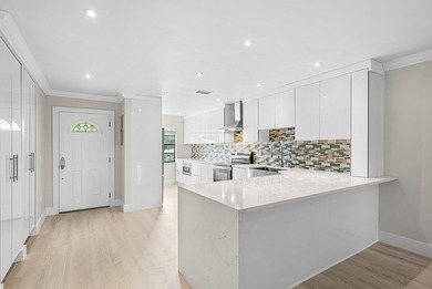 LAST UNIT REMAINING WITH NEW BUYER INCENTIVE! Photos virtually on Hunters Run Golf and Country Club in Florida - for sale on GolfHomes.com, golf home, golf lot