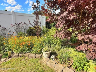CREAM PUFF ALERT!
This brick home is nestled on a beautifully on River Bend Golf and Country Club in North Carolina - for sale on GolfHomes.com, golf home, golf lot