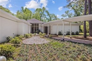 Offered for the first time since its completion in 1970, this on Indian Hills Country Club in Louisiana - for sale on GolfHomes.com, golf home, golf lot