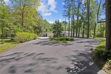 Offered for the first time since its completion in 1970, this on Indian Hills Country Club in Louisiana - for sale on GolfHomes.com, golf home, golf lot