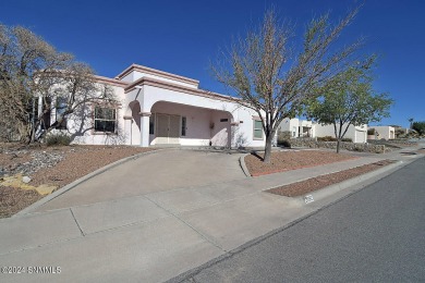 This stunning 2818 square foot residence in the highly desirable on New Mexico St Univ Golf Course in New Mexico - for sale on GolfHomes.com, golf home, golf lot