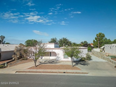 This stunning 2818 square foot residence in the highly desirable on New Mexico St Univ Golf Course in New Mexico - for sale on GolfHomes.com, golf home, golf lot