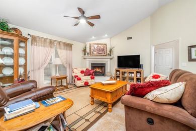 This 3-bedroom, 2-bath home in the Isabella neighborhood of Hot on Isabella Golf Course  in Arkansas - for sale on GolfHomes.com, golf home, golf lot