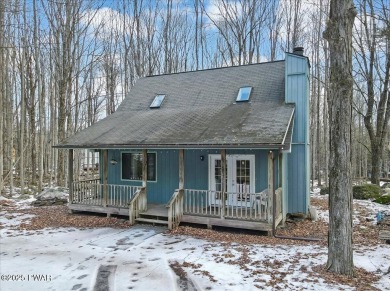 Charming contemporary home in The Hideout with tons of on The Hideout Golf in Pennsylvania - for sale on GolfHomes.com, golf home, golf lot