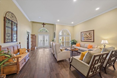 Live the Florida Dream in Stoneybrook golf community!

Welcome on Stoneybrook Golf Club in Florida - for sale on GolfHomes.com, golf home, golf lot