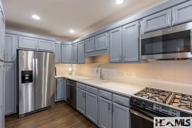 Nestled in Wildcat Cliffs Country Club, this lovely, comfortable on Wildcat Cliffs Country Club in North Carolina - for sale on GolfHomes.com, golf home, golf lot