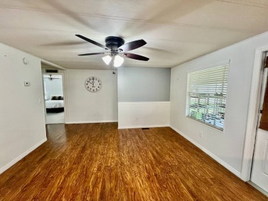 LAKEFRONT, SELLER IS VERY MOTIVATED, BRING ALL OFFERS! Home is on Water Oak Country Club Estates in Florida - for sale on GolfHomes.com, golf home, golf lot
